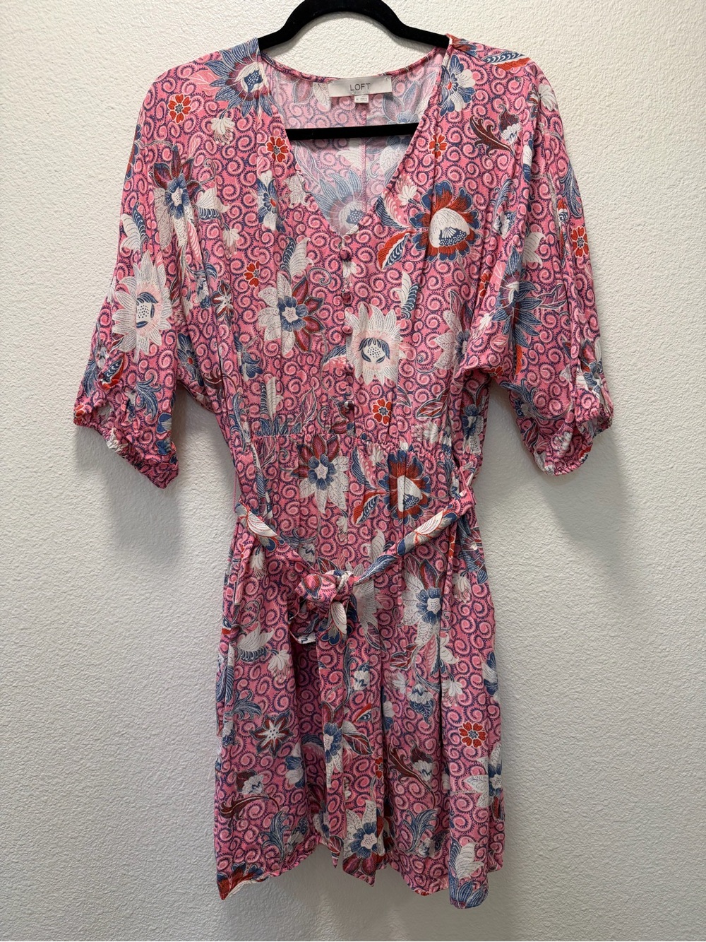 LOFT Bohemian Retro Style Pink Floral Tie-Waist V-Neck Dress with pockets